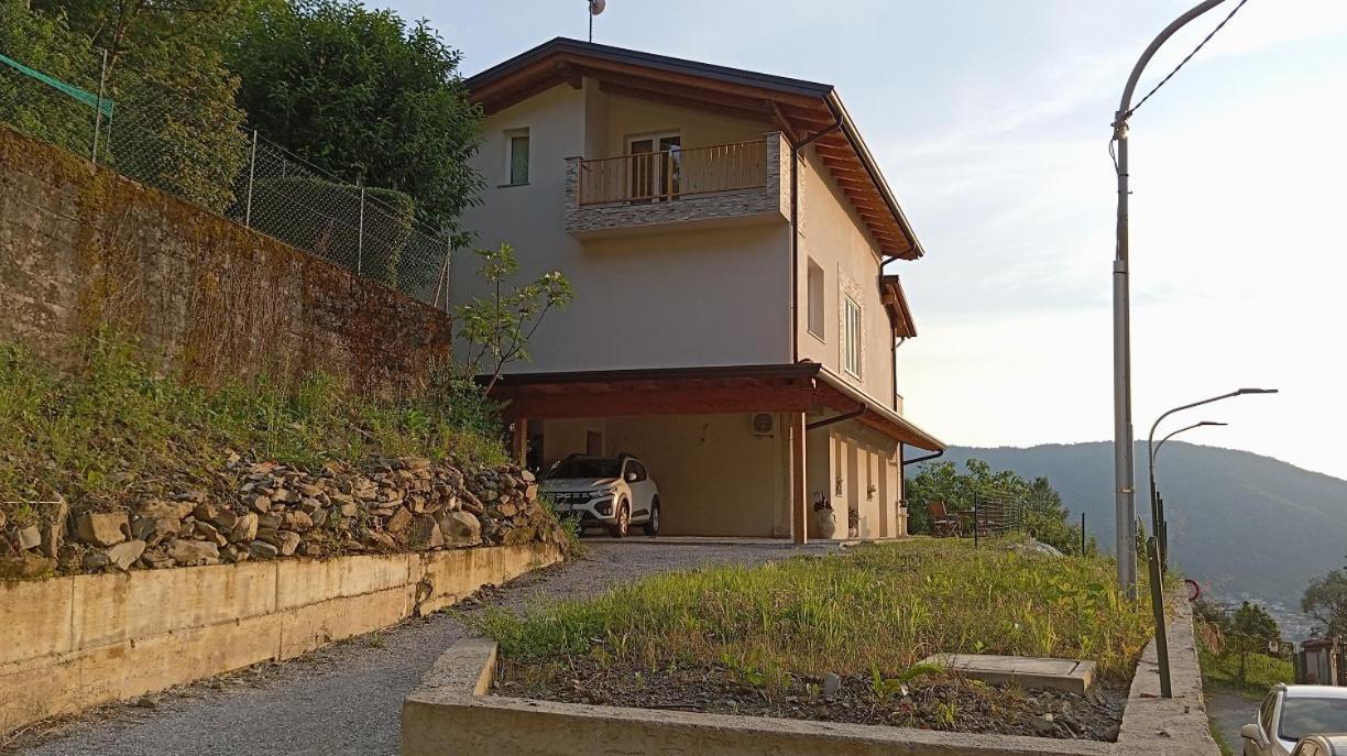 Bed and Breakfast La Dimora Dei Due Laghi Calolziocorte Exterior foto
