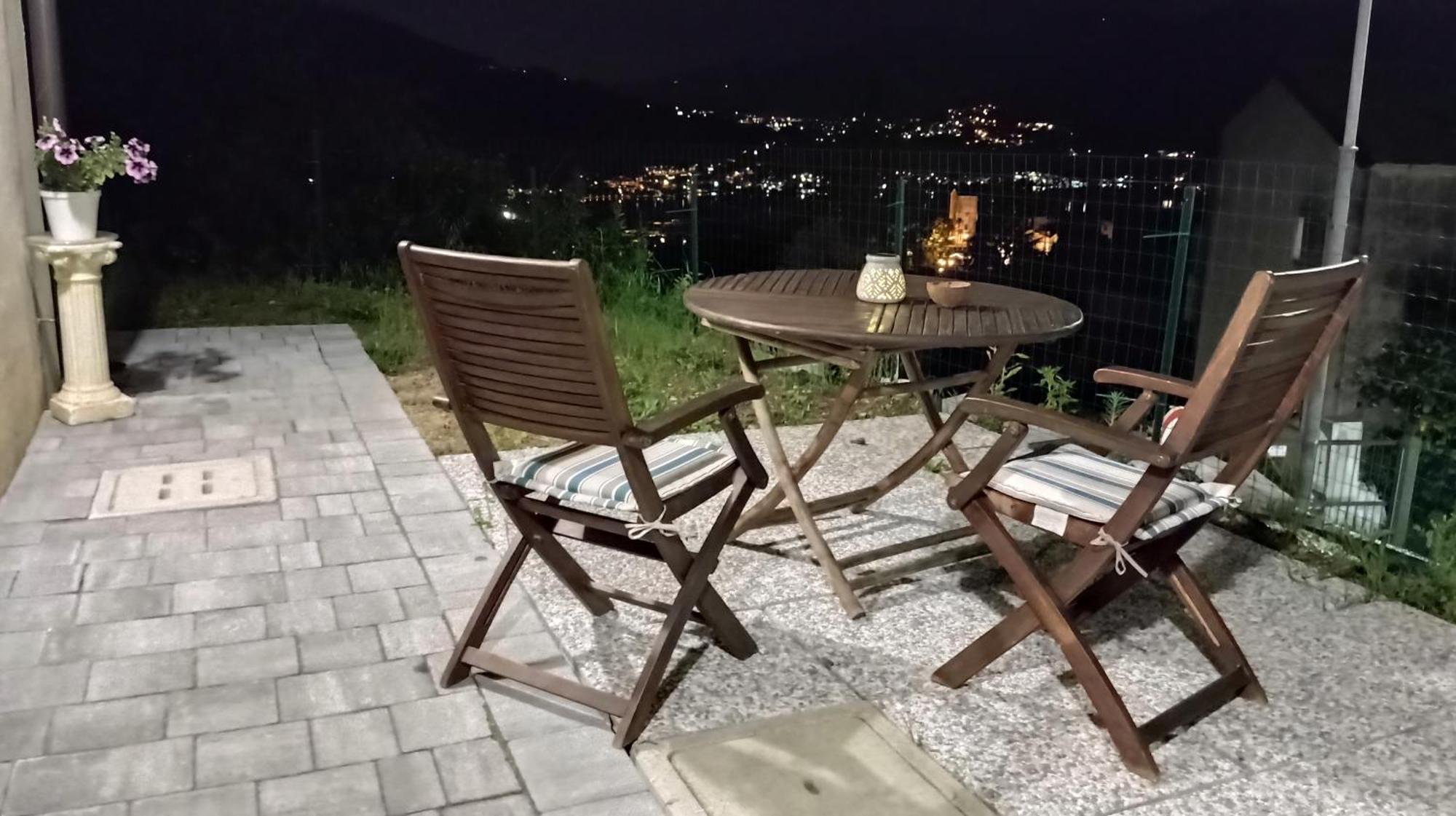 Bed and Breakfast La Dimora Dei Due Laghi Calolziocorte Exterior foto